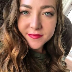 Meet your Posher, Cassandra